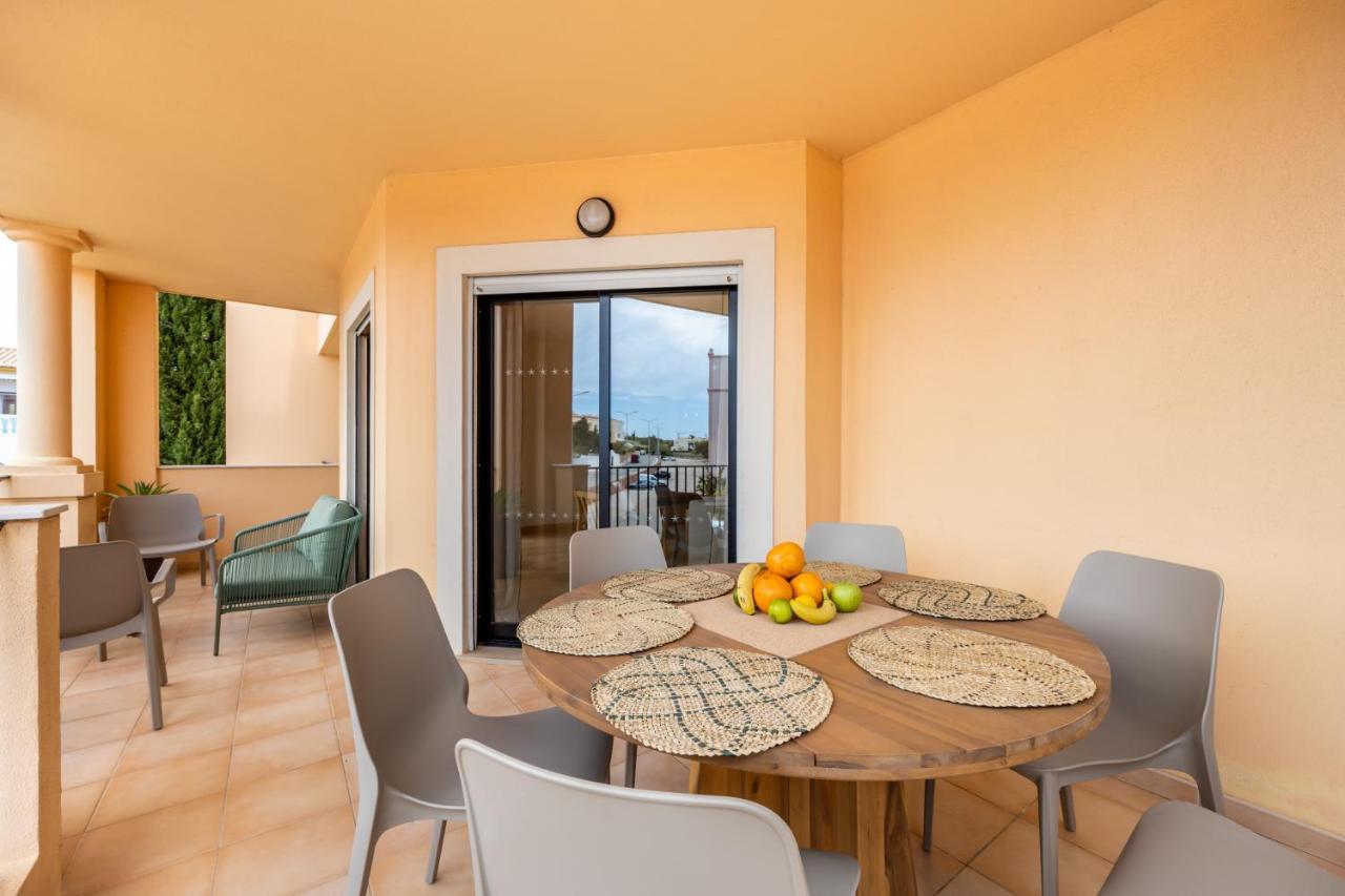 Aum Praia Da Luz Resort Apartment Esterno foto